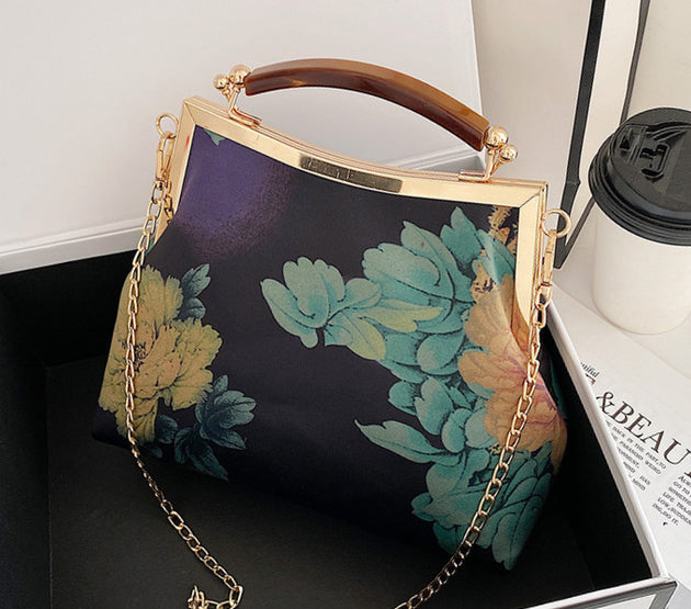 Portable Clip Female Chinese Style Peony Middle-aged Crossbody Bag